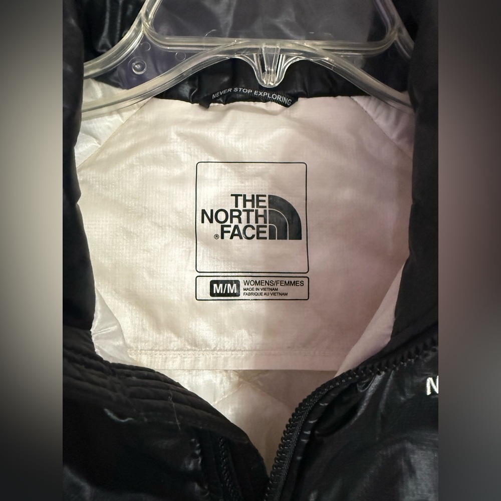 The North Face Black Pearl White Thermoball Womens Quilted Puffer Vest Medium M - Picture 2 of 4